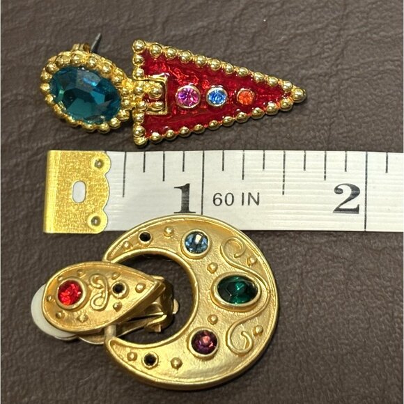 Lot of 2 80’s Vintage Runway Clip Pierced Door Knocker Enamel Earrings Gold Tone - Picture 7 of 8